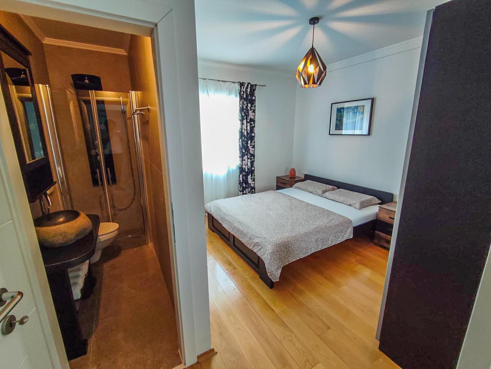 Apartments Amfora - Cozy And Modern Apartments For Up To 15 People, 100M From The Sea And Beach Stara Novalja Eksteriør bilde